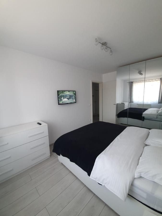 Apartament Coresi Promenada Coresi Braşov Buitenkant foto